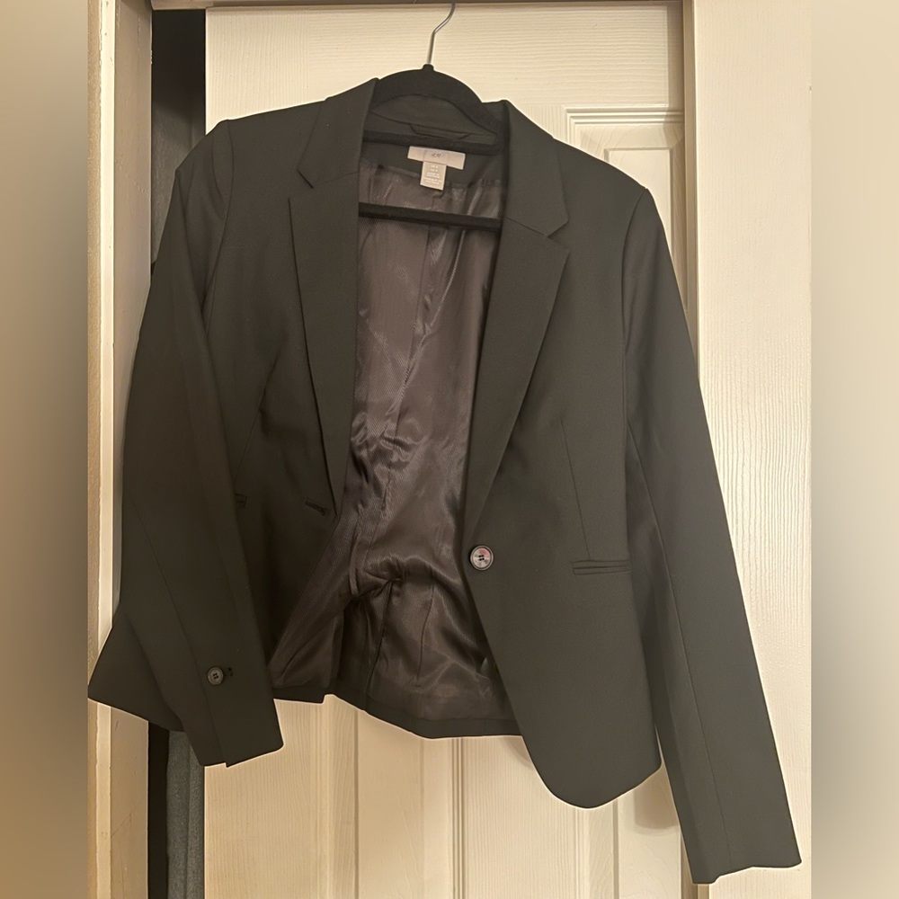 H&M women’s black blazer size small